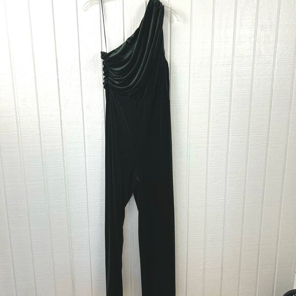 Express Women Velvet One Shoulder Pants Jumpsuit Green Christmas Holiday Large - Picture 7 of 8